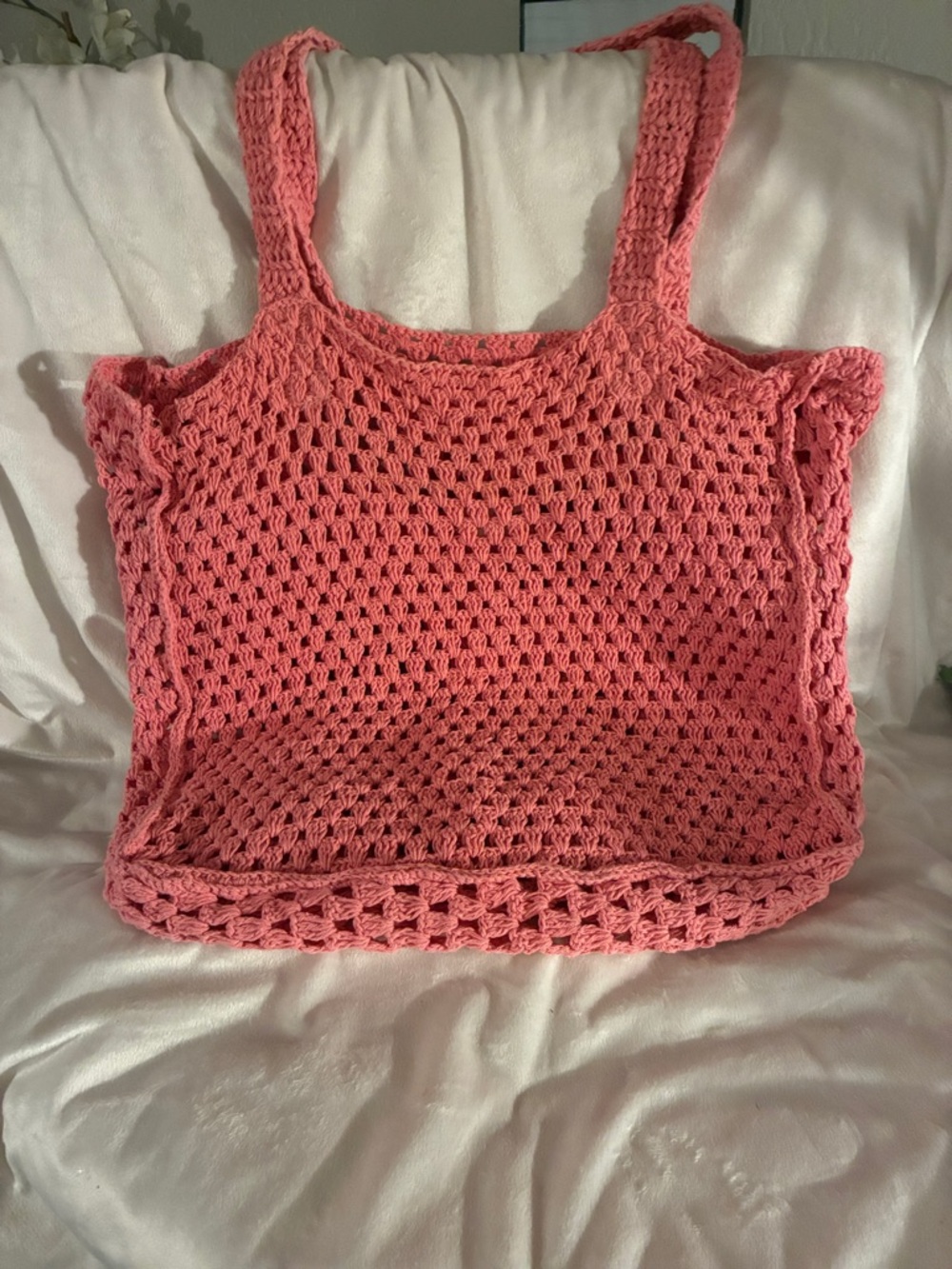 Universal Thread Crocheted Pink Bag. Perfect for Summer. Used couple times